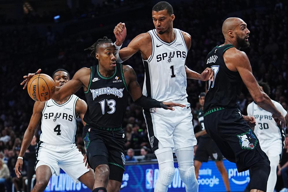 NBA复仇者联盟首发阵容揭晓 马克西自选蜘蛛侠 东契奇成雷神核心